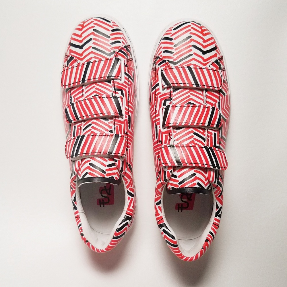Pharell Ash Sneakers Size 38